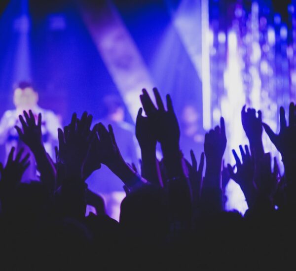 concert versus film concert